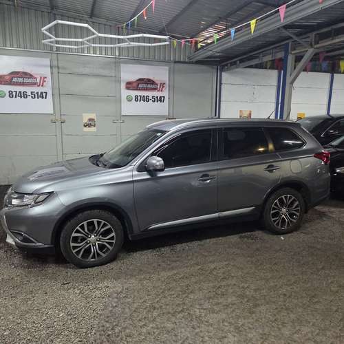 MITSUBISHI OUTLANDER 2016 AUTOMATICO 4X4 7 PASAJEROS FULL EXTRAS - Imagen 6