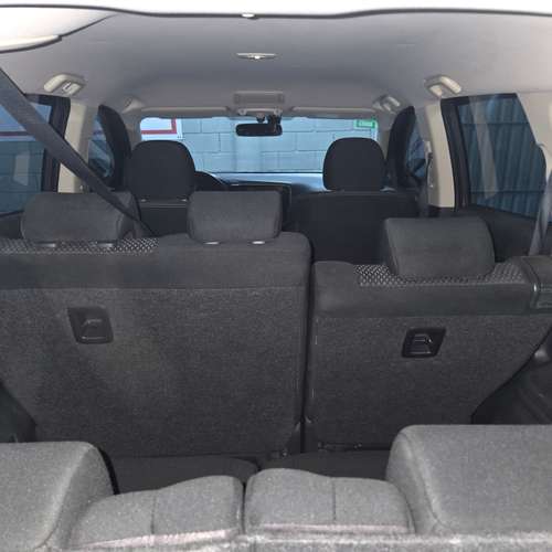 MITSUBISHI OUTLANDER 2016 AUTOMATICO 4X4 7 PASAJEROS FULL EXTRAS - Imagen 9