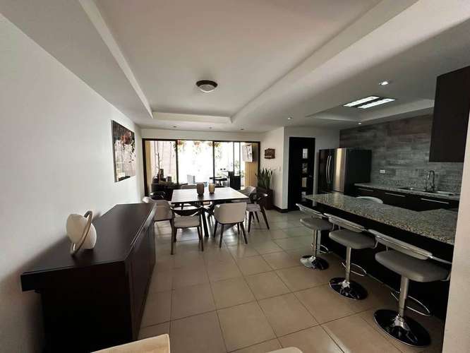 Venta de casa en santa ana centro en santa ana hills en condominio con seguridad y amenidades - Imagen 4