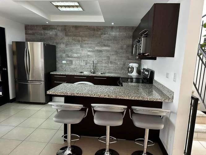 Venta de casa en santa ana centro en santa ana hills en condominio con seguridad y amenidades - Imagen 5