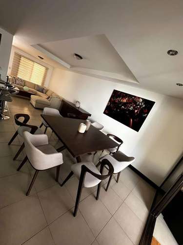 Venta de casa en santa ana centro en santa ana hills en condominio con seguridad y amenidades - Imagen 2