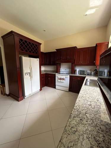 Venta de exclusiva recidencia en cuidad Colón  - Imagen 14