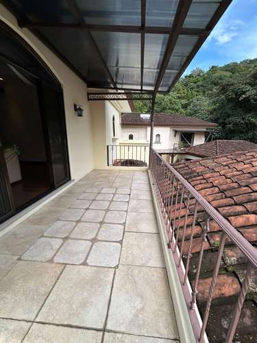 Venta de exclusiva recidencia en cuidad Colón  - Imagen 17