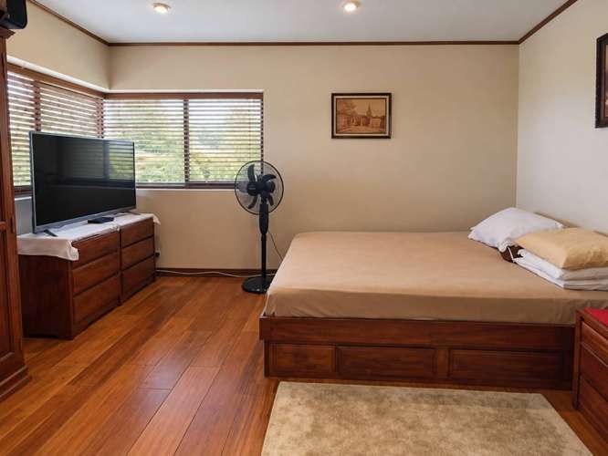 Residencia exclusiva con amplio terreno en San Pablo de Heredia.   - Imagen 12