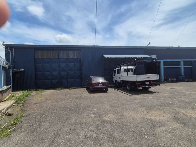 ALQUILER DE BODEGA 230m2 - Imagen 3