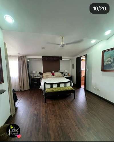 Se vende Casa espaciosa y con jardines!