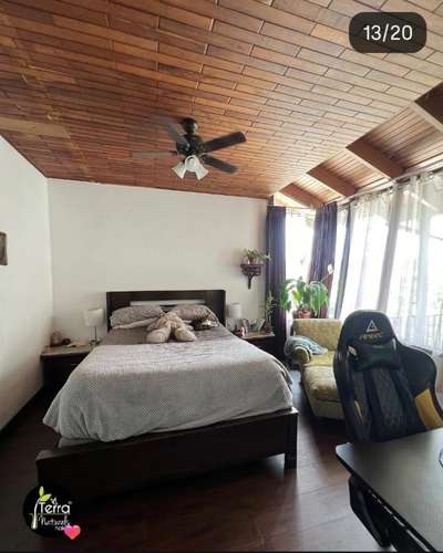 Se vende Casa espaciosa y con jardines!