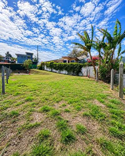 LOTE EN ZONA RESIDENCIAL DE MEDIA DENSIDAD - VISTA A LA CIUDAD ID-42374