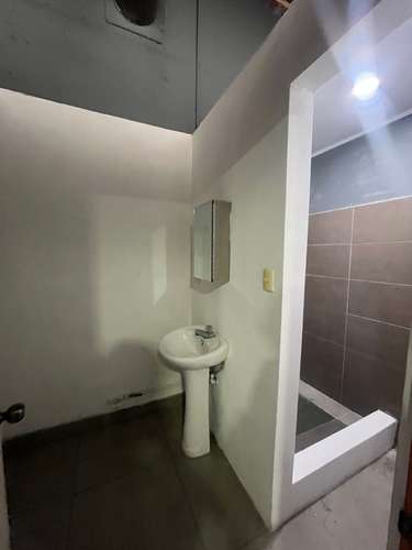 LOCAL EN ALQUILER O VENTA HEREDIA LAGUNILLA  110m2 - Imagen 9