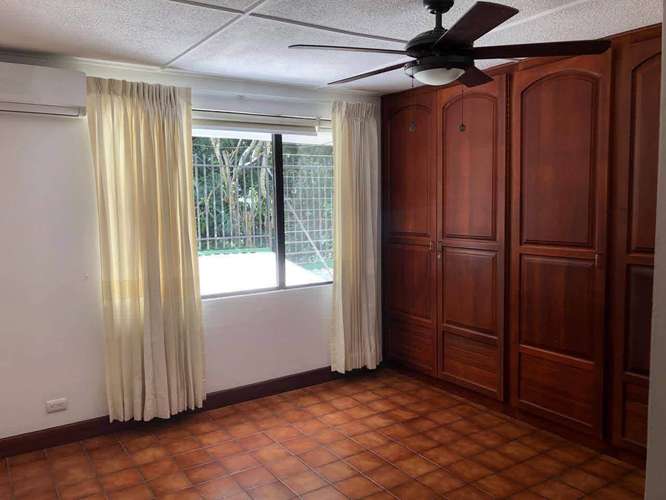 Alquiler de espaciosa casa en san rafael de Escazu pocas casa muy privadsos - Imagen 18