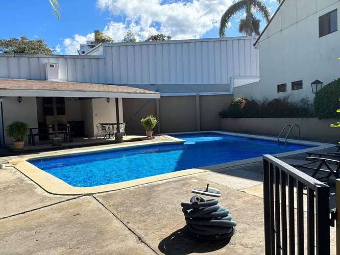Alquiler de espaciosa casa en san rafael de Escazu pocas casa muy privadsos - Imagen 7