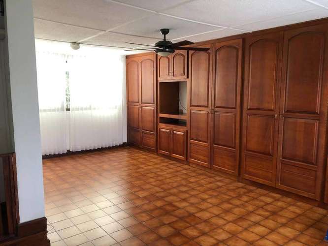 Alquiler de espaciosa casa en san rafael de Escazu pocas casa muy privadsos - Imagen 11