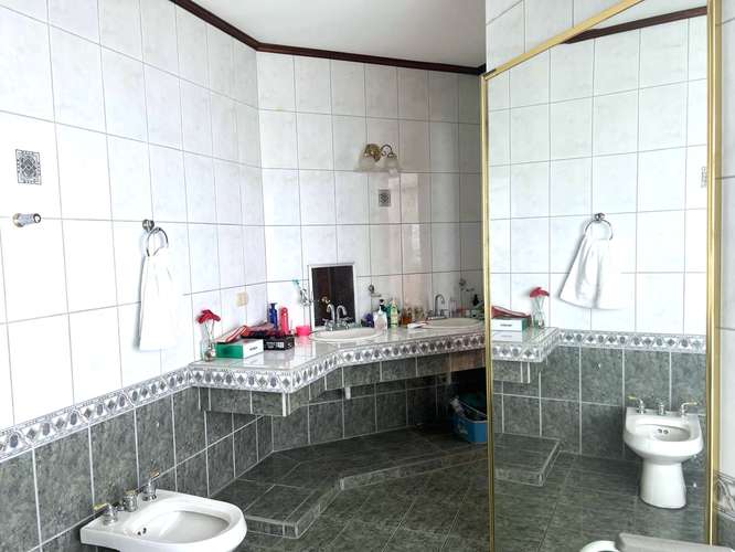  CASA AMPLIA EN VENTA EN LOS COLEGIOS DE MORAVIA | 5 HABITACIONES | ALTA PLUSVALÍA | 450 m² DE CONSTRUCCIÓN - Imagen 8