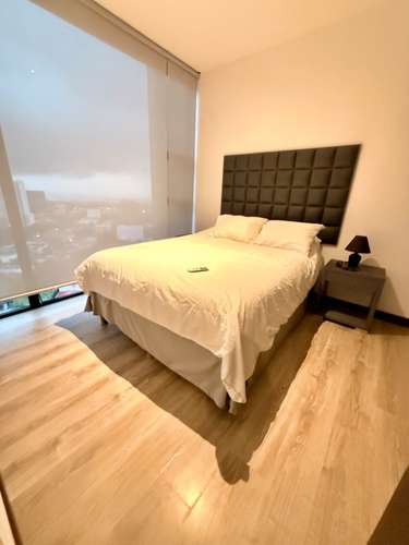 Apartamento amueblado de 1 dormitorio en piso 17 en Nunciatura con vistas y amenidades de lujo - Imagen 9