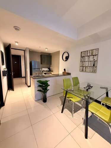 Apartamento amueblado de 1 dormitorio en piso 17 en Nunciatura con vistas y amenidades de lujo - Imagen 7