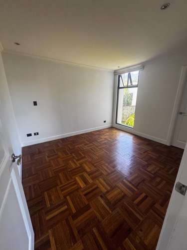 Apartamento cerca de la Paco Escazú, 3er piso 230 m2 - Imagen 5