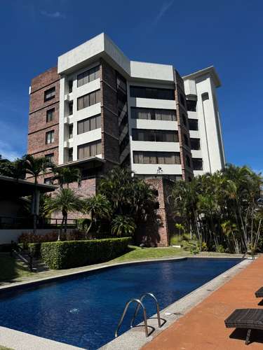 Apartamento cerca de la Paco Escazú, 3er piso 230 m2 - Imagen 14