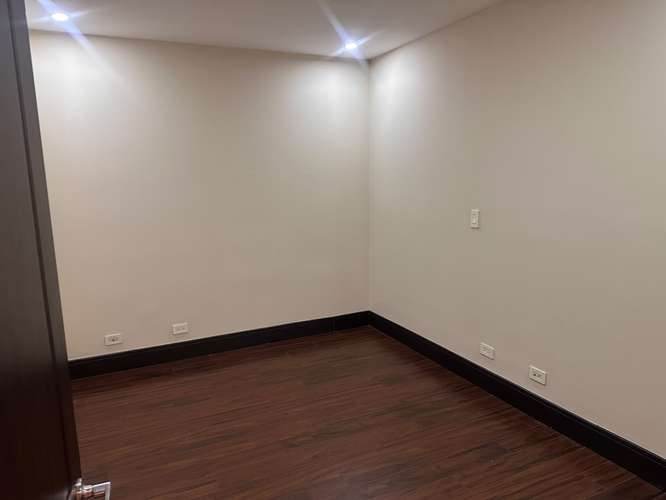 ALQUILER DE APARTAMENTO EN SANTA ANA  - Imagen 7