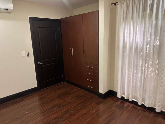 ALQUILER DE APARTAMENTO EN SANTA ANA  - Imagen 5