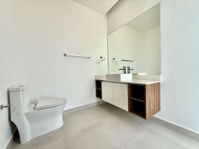 Alquiler de casa moderna en condominio Santa Ana , centro - Imagen 9