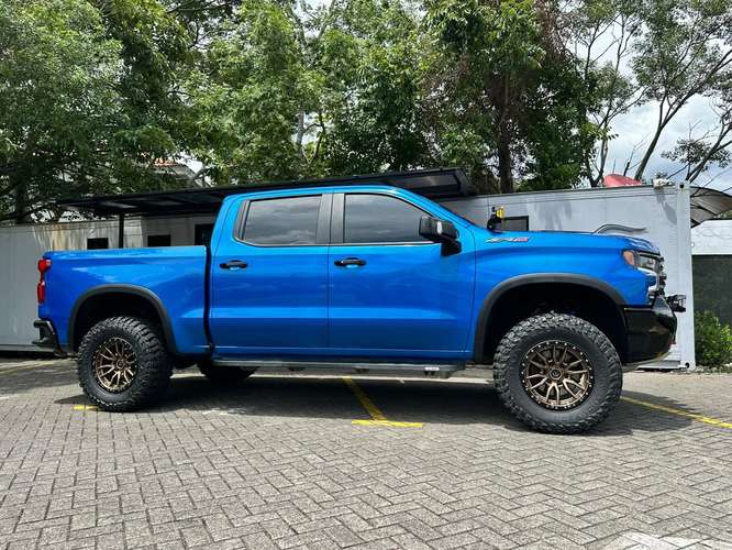 CHEVROLET SILVERADO ZR2 - Imagen 14