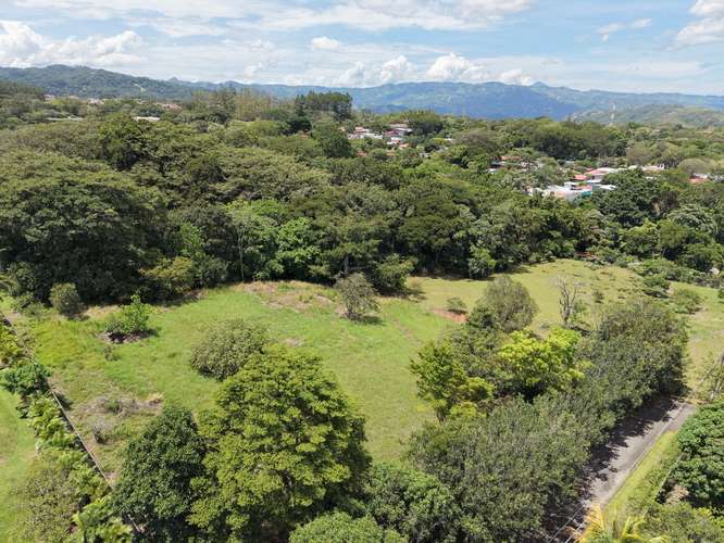 Venta de lote en La Guácima - Alajuela de 7,065 m². ¡Un paraíso! Aprovechable y con bosque propio. - Imagen 10