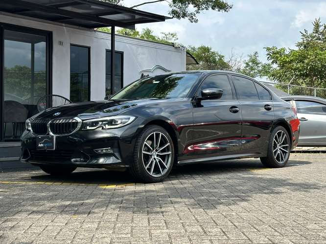 BMW 320i - Imagen 3