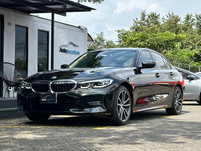BMW 320i