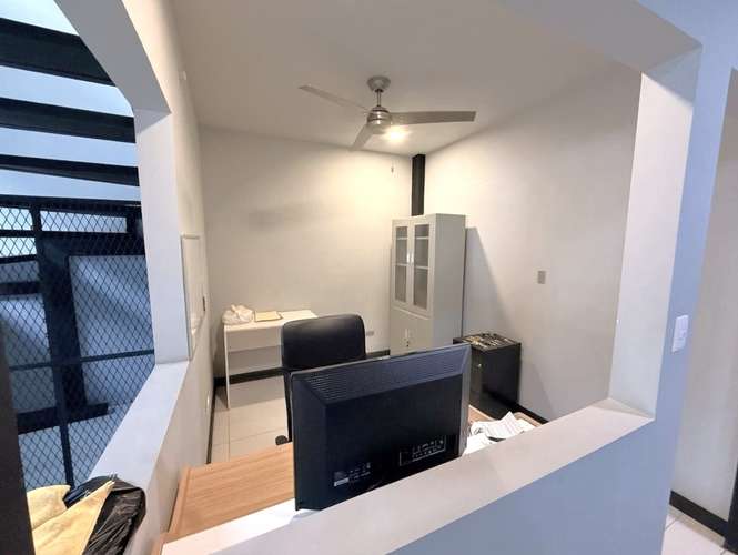Venta/Alquiler edificio comercial para inversión Pozos, Santa Ana (AF) - Imagen 11