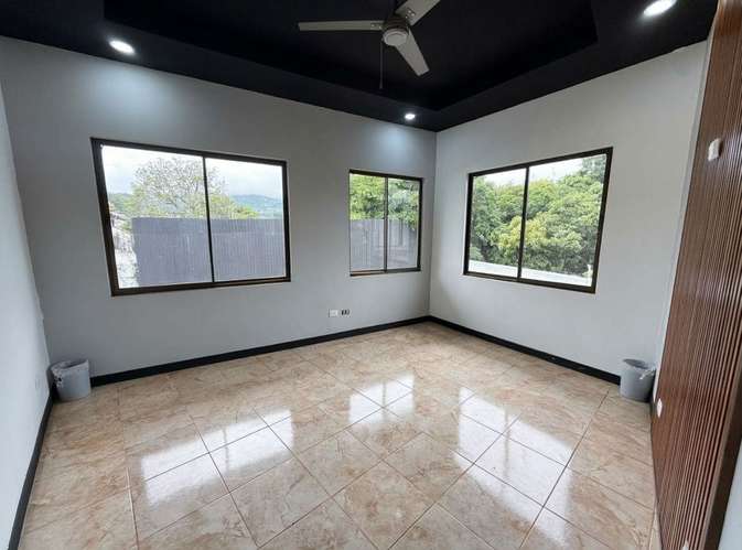 Venta/Alquiler edificio comercial para inversión Pozos, Santa Ana (AF) - Imagen 14