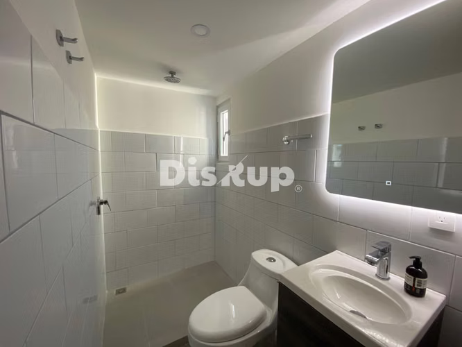 Venta de moderno apartamento. 3 hab. Condominio Khaya, Curridabat - Imagen 13