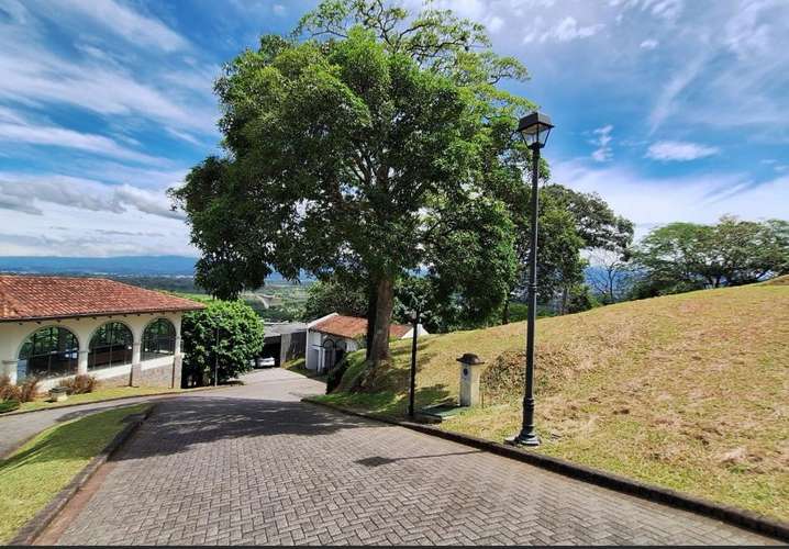 Financiado! Venta de Lote hab en Condominio - Colón de Mora - Imagen 5