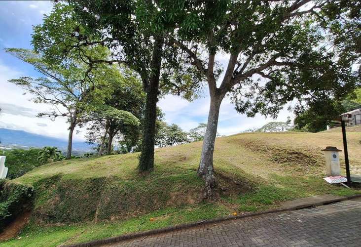 Financiado! Venta de Lote hab en Condominio - Colón de Mora - Imagen 8