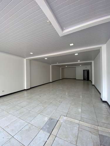 LOCAL EN ESCAZU - Imagen 2