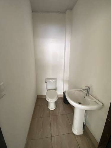 LOCAL EN ESCAZU - Imagen 5