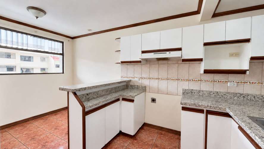 Se alquila amplio apartamento | San Pedro de Montes de Oca | Universidades - Imagen 8