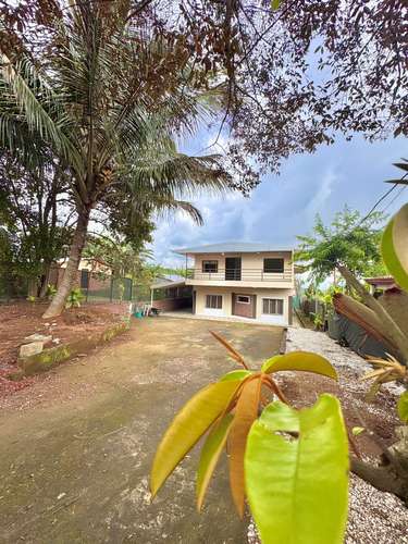 Alquiler Casa tipo quinta privada en Birrí de Santa Bárbara Heredia 4 habitaciones