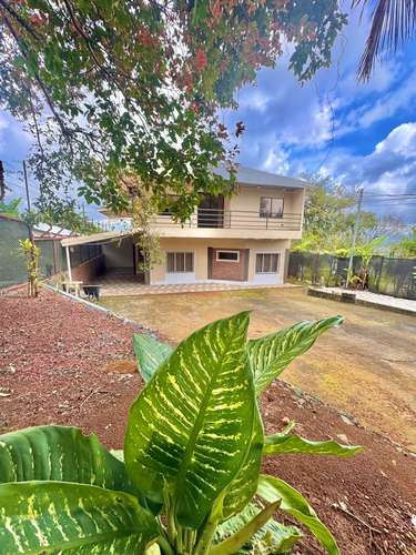 Alquiler Casa tipo quinta privada en Birrí de Santa Bárbara Heredia 4 habitaciones