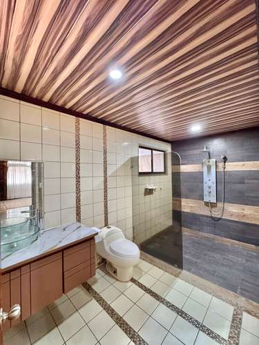 Alquiler Casa tipo quinta privada en Birrí de Santa Bárbara Heredia 4 habitaciones