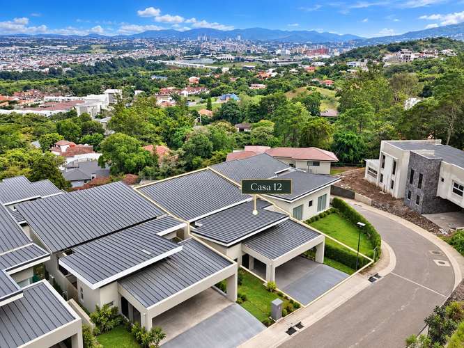 Venta de Casa en Condominio de Escazú, Precio de Oportunidad-2 - Imagen 5