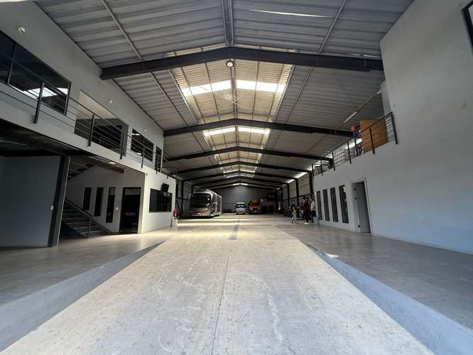 BODEGA INDEPENDIENTE EN ALAJUELA USO COMERCIAL