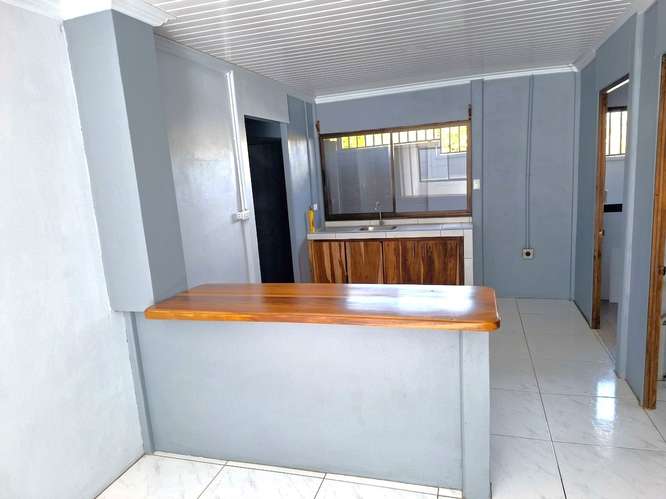 Se vende casa con terreno para inversión en San Rafael, Poás (PA) - Imagen 2