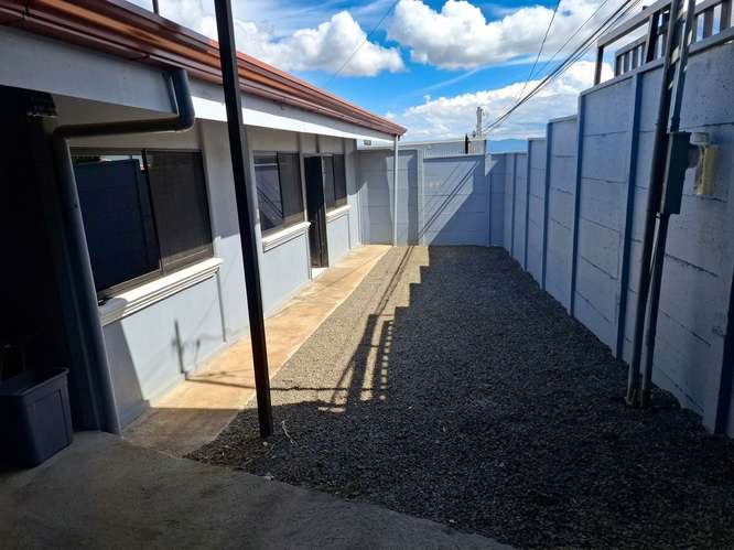 Se vende casa con terreno para inversión en San Rafael, Poás (PA) - Imagen 9