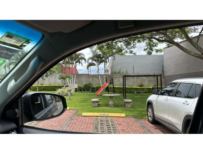 Alquiler de amplio apartamento en condominio Francisco, SEGUNDA PLANTA