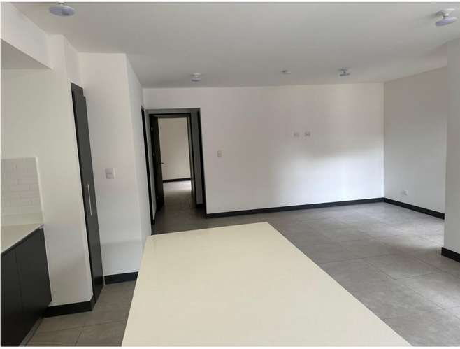 Alquiler de amplio apartamento en condominio Francisco, SEGUNDA PLANTA