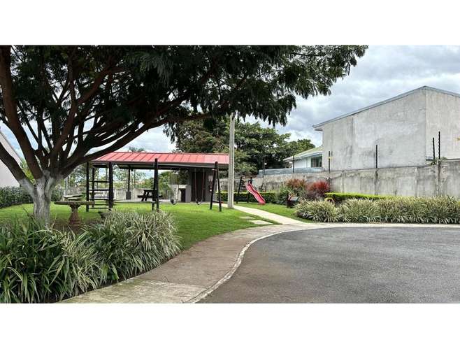 Alquiler de amplio apartamento en condominio Francisco, SEGUNDA PLANTA