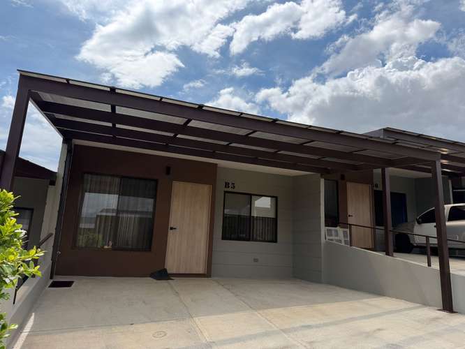 Alquilo Casa 1 piso en San Francisco, Heredia, Condominio Arbora. Para estrenary con acabados de alta gama