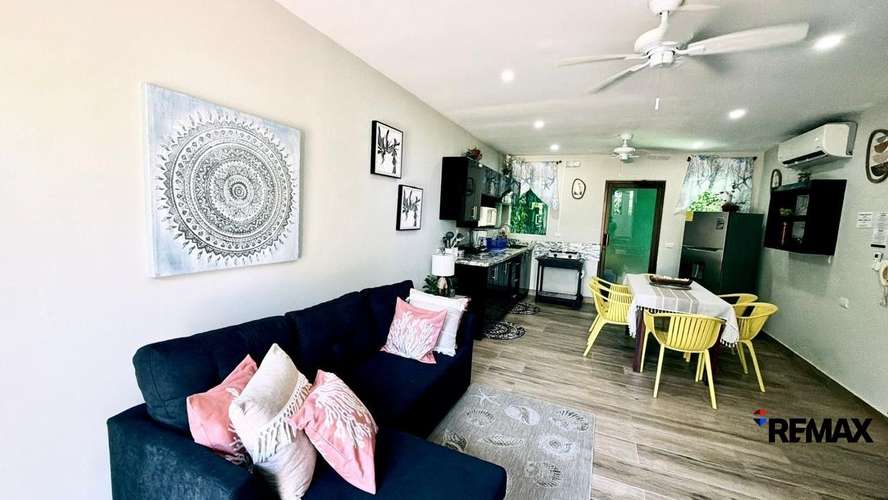 Charming Jacó Apartment Steps from the Beach - Imagen 2