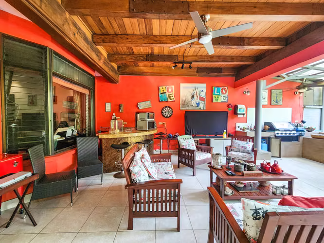 Exclusiva casa de 500 m² en Laureles de Escazú: 3 dormitorios con baño y walk-in closet, $520.000 - Imagen 5