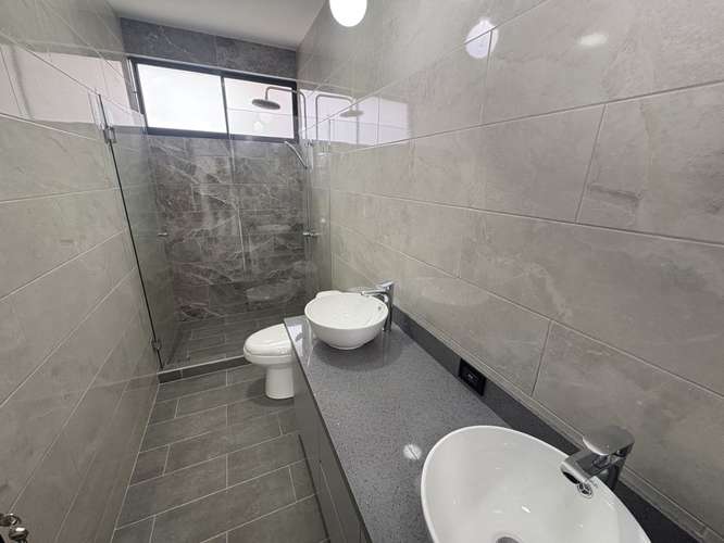 *Venta de hermosa casa de 4 habitaciones en condominio en Tres Ríos. - Imagen 19